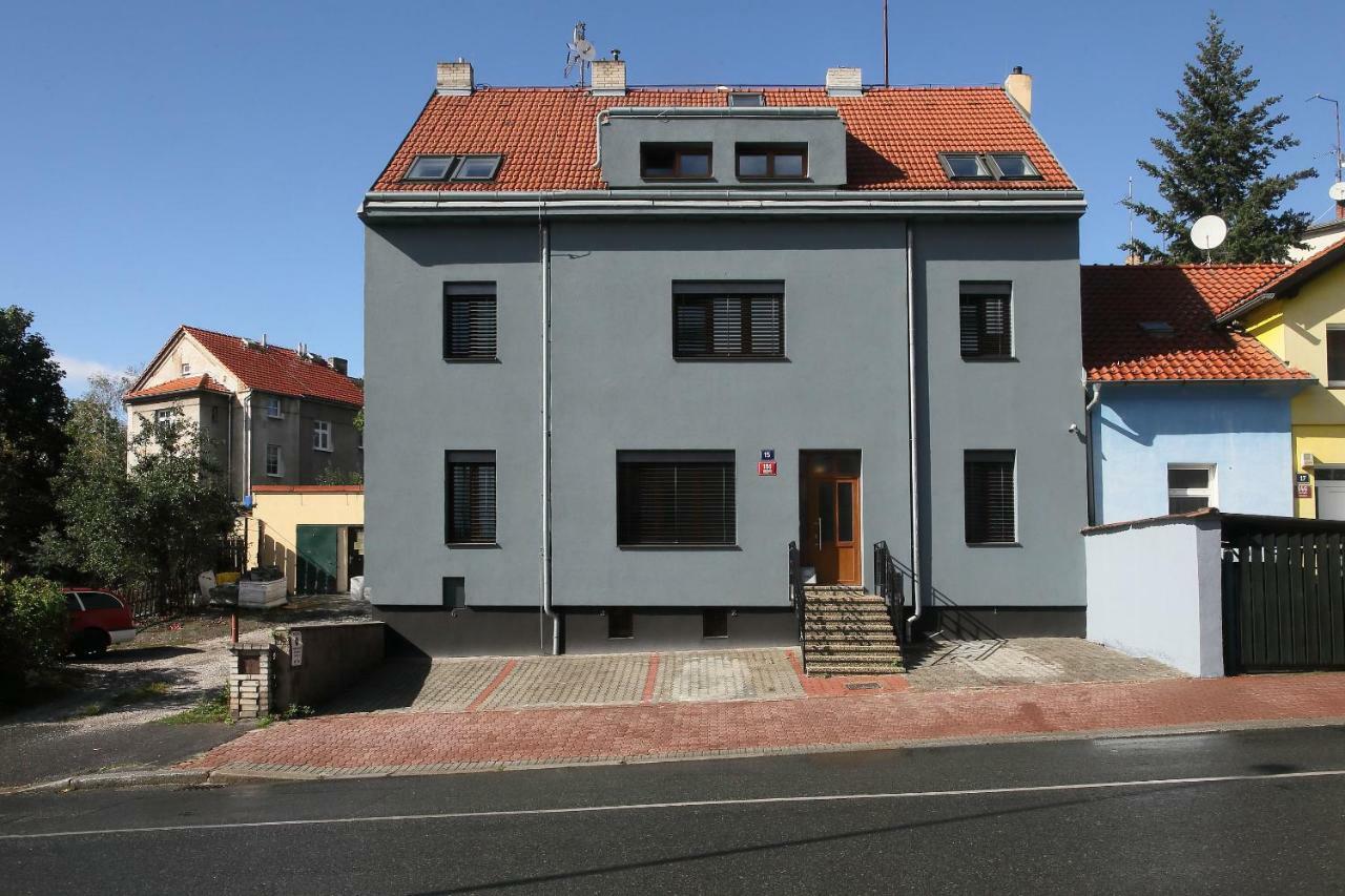 Prague Expat House Apartamento Exterior foto