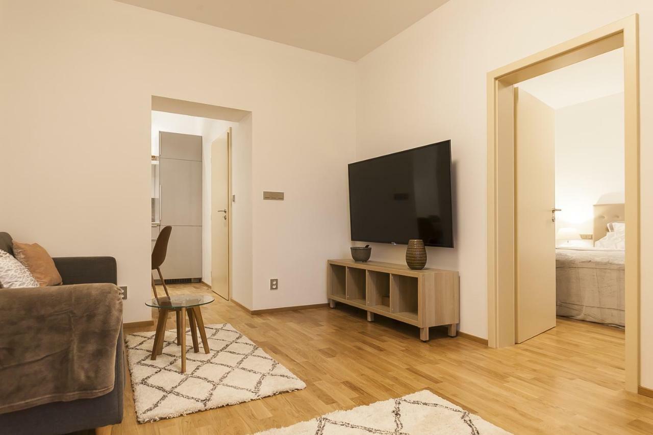 Prague Expat House Apartamento Exterior foto
