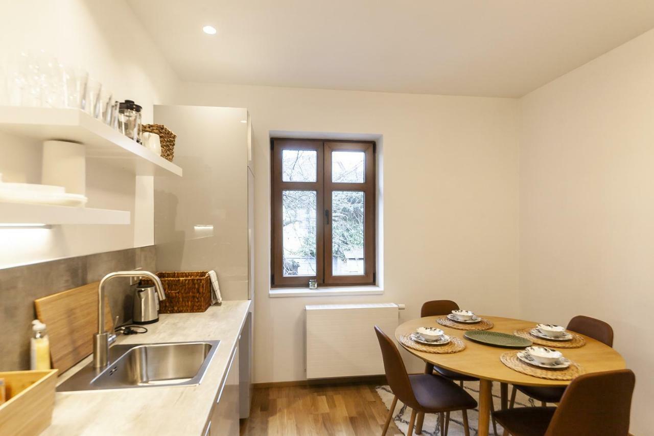 Prague Expat House Apartamento Exterior foto