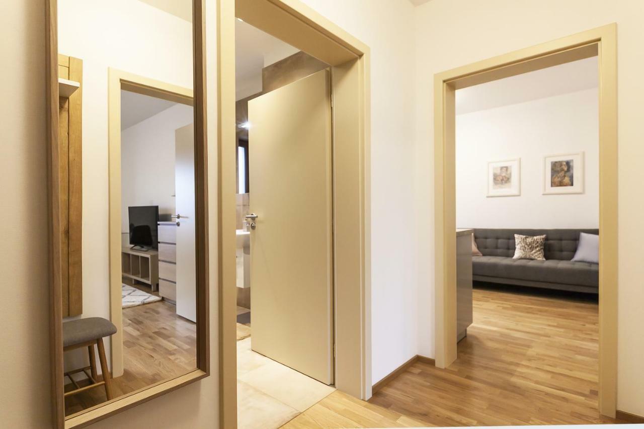 Prague Expat House Apartamento Exterior foto
