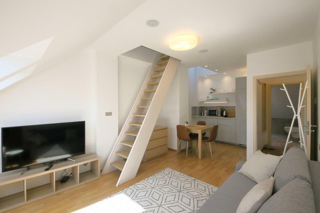 Prague Expat House Apartamento Exterior foto
