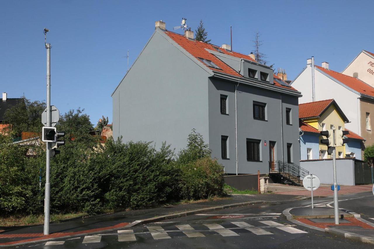 Prague Expat House Apartamento Exterior foto